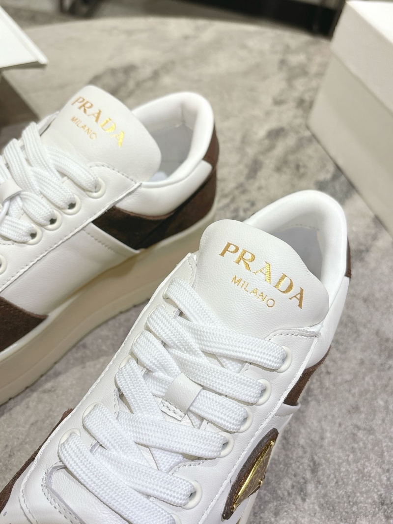 Pra*a sneakers
